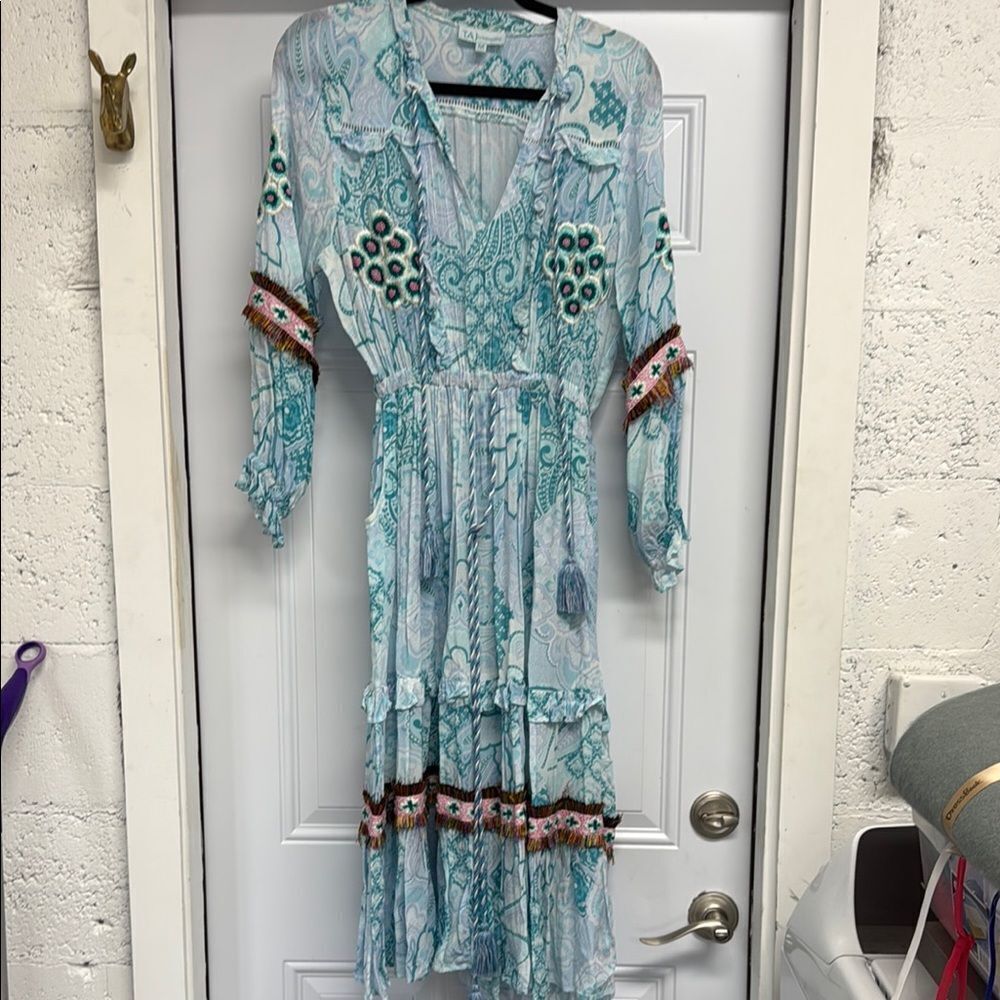 Elegant Blue Patterned Dress Maxi Dress - TAJ - Size Small Beautiful Long Sleeve
